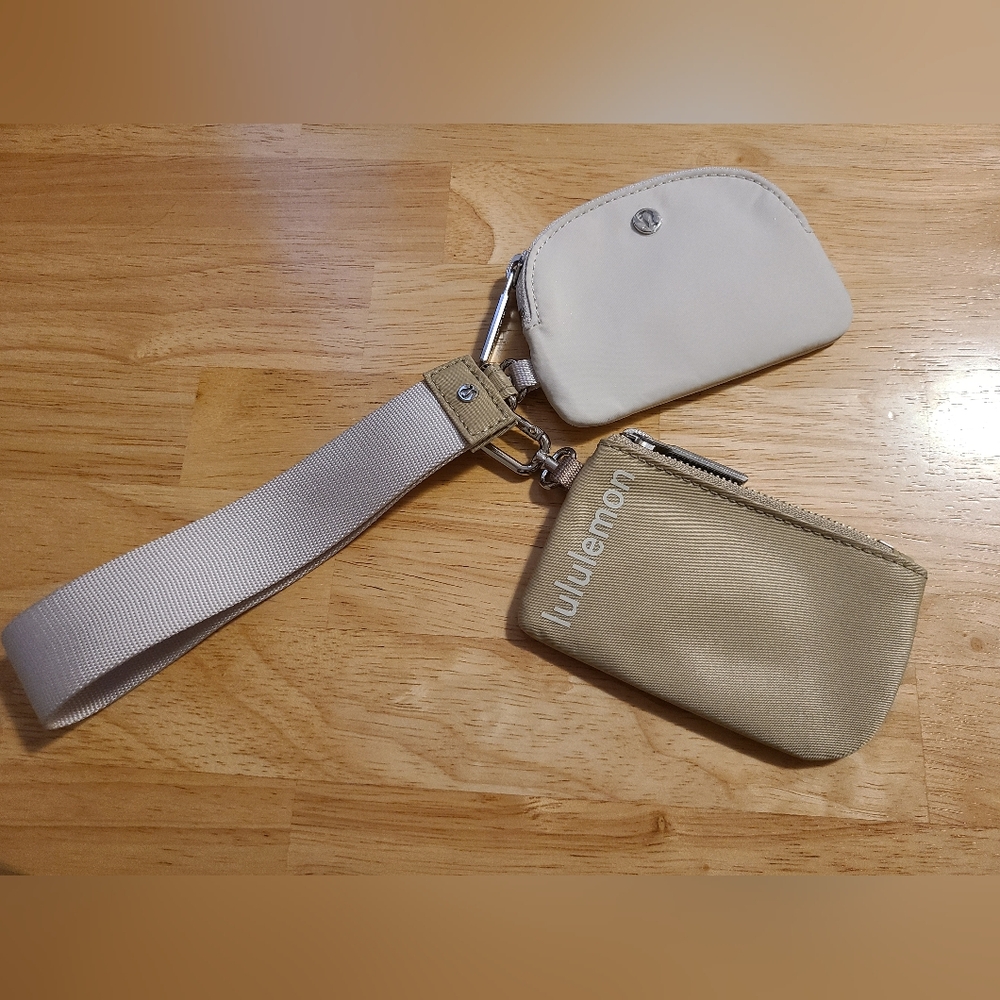Lululemon Dual Pouch Set Tan/ Brown